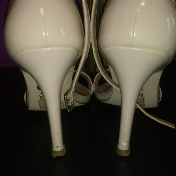 Shoes - Picture 2 of 3